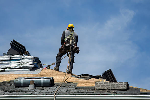 Professional Roof Replacement technician working in Topsfield, MA